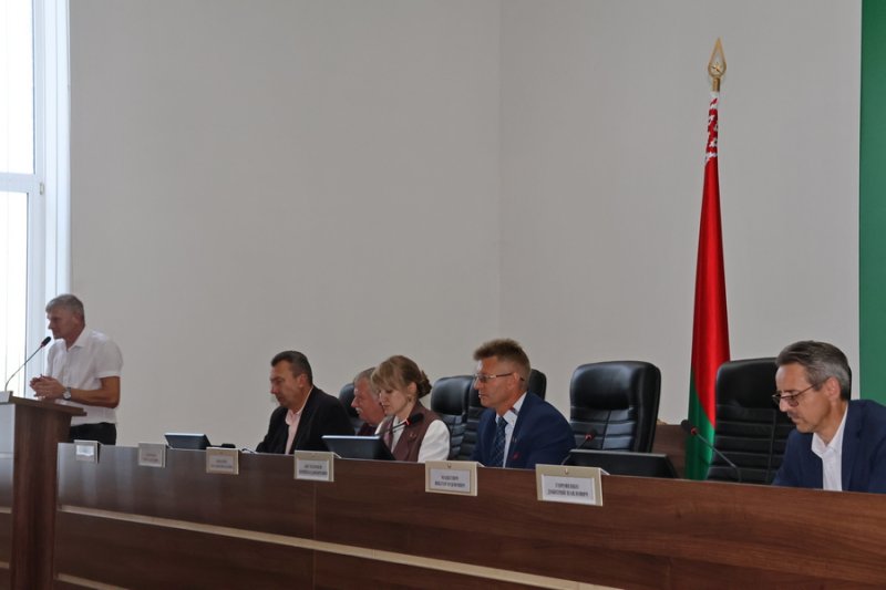 Никакого формализма семинарсовещание по соблюдению требований охраны труда прошел для руководителей и специалистов организаций Зельвенщины