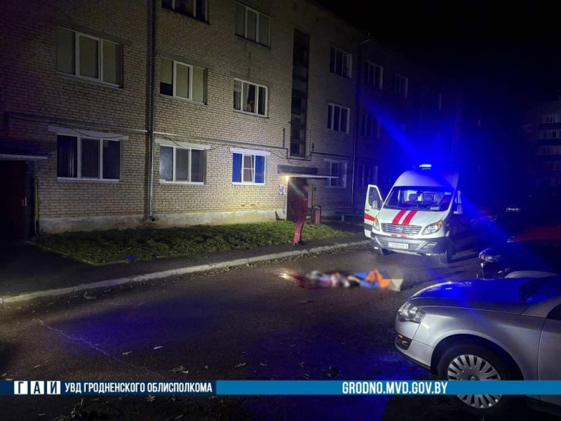 В Зельве под колесами грузовика погиб пешеход