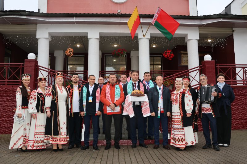 Зельвенцы прибыли на областной праздник тружеников села Дажынкi