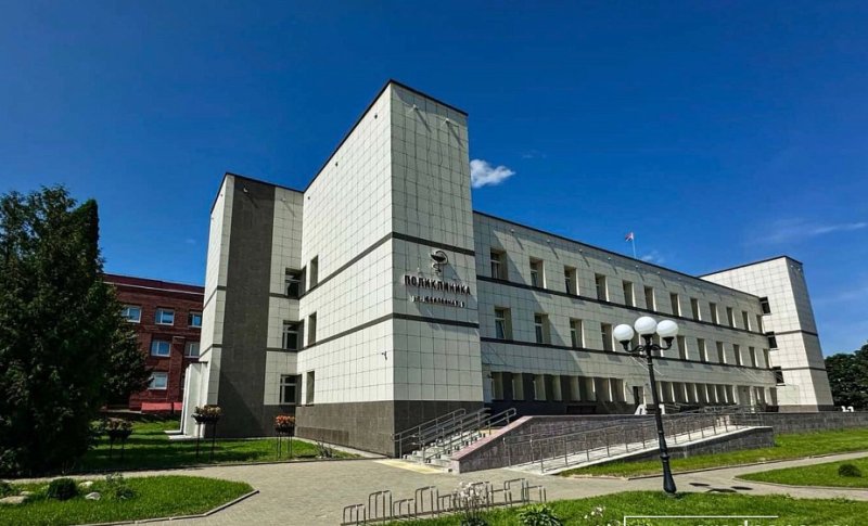 Живешь не там где прописан как прикрепиться к поликлинике и нужен ли договор аренды