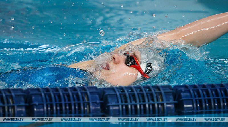 Пловчиха Янушкевич выиграла метровку на спине на чемпионате Европы среди глухих