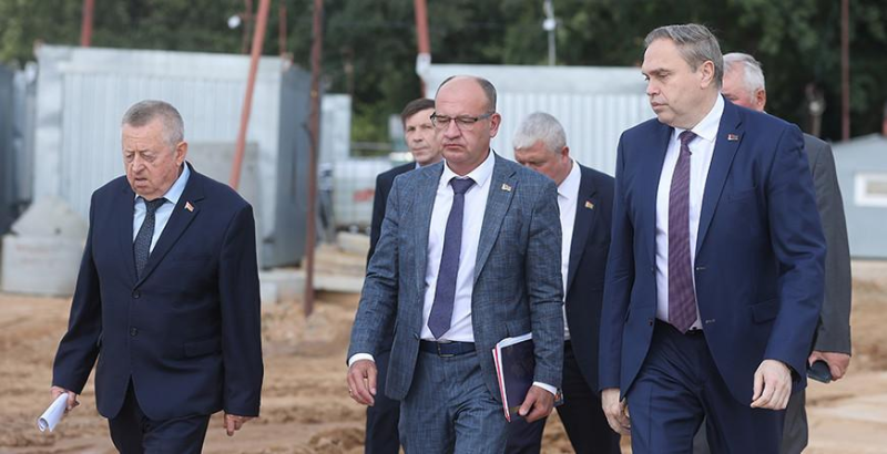 Владимир Караник стройка новой больницы в Гродно идет в строгом соответствии с графиком