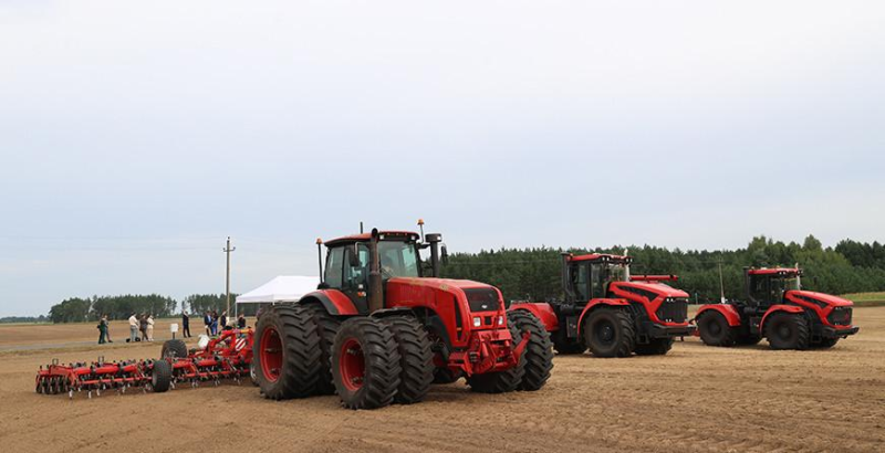 Александр Лукашенко посетил Петриковский район В центре внимания тематика АПК