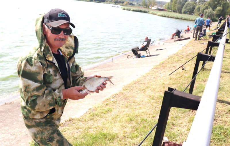 Развлечение или страсть души На конкурс любителей рыбной ловли пригласила Зельва