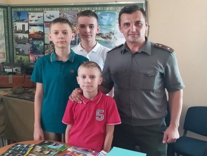 В канун начала учебного года к проведению акции Соберем детей в школу присоединилась обособленная группа Зельвенского района