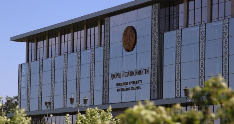 Ордена медали и почетные звания Более  представителей различных сфер деятельности удостоены госнаград