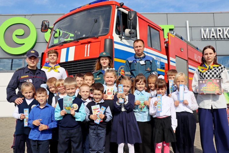 В Зельвенском районе прошёл единый день безопасности