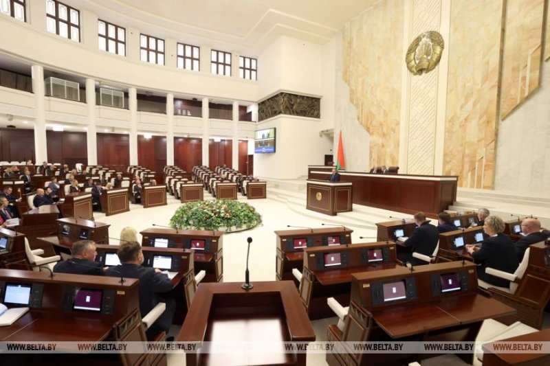 Законопроект по вопросам образования принят в первом чтении