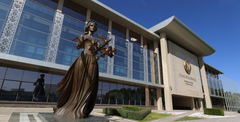 Александр Лукашенко  работникам культуры делайте все возможное чтобы прославлять прекрасную и неповторимую Беларусь