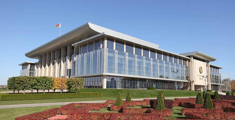 Александр Лукашенко экономика Беларуси позволяет направить больше денег на социальную поддержку населения