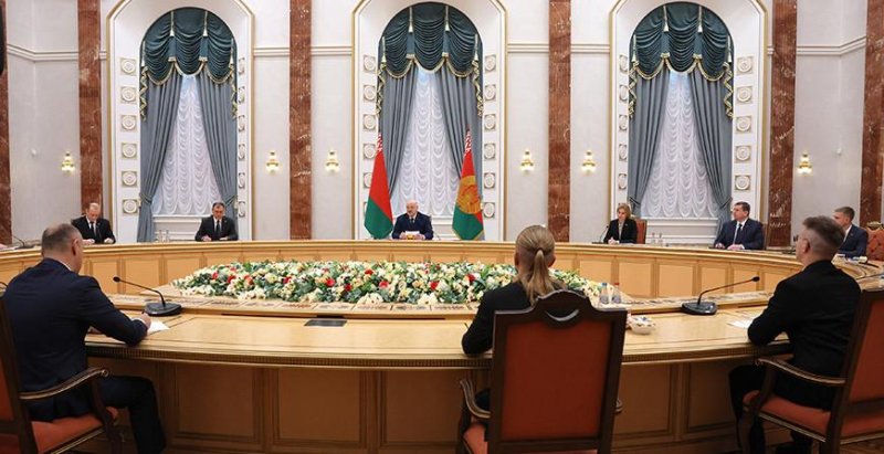 Александр Лукашенко о работе полярников в Антарктиде все эти мероприятия нам нужны для дела в стране