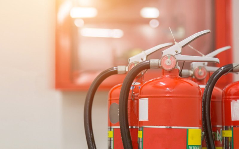 Зельвенский РОЧС напоминает о правилах пользования огнетушителем