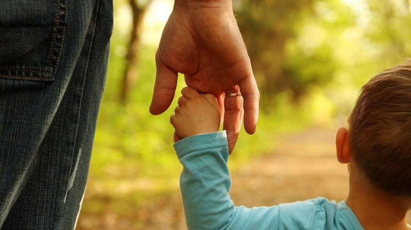 С Днём отца Поздравление от районного исполнительного комитета и районного Совета депутатов