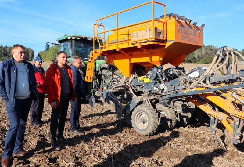 Какие современные технологии  использовали зельвенские аграрии в ходе осенней посевной кампании
