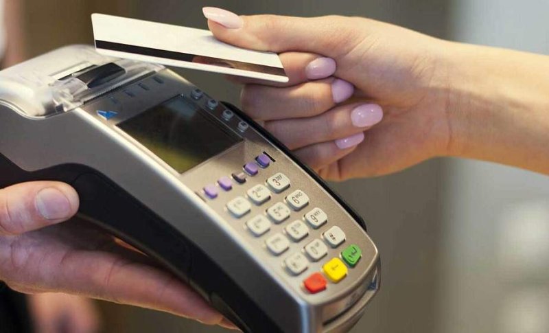 В Беларуси предлагают увеличить размер не облагаемого налогом кешбэка