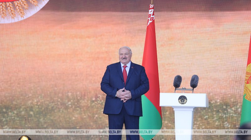 Александр Лукашенко белорусские продукты питания стали в мире не только брендом но и трендом