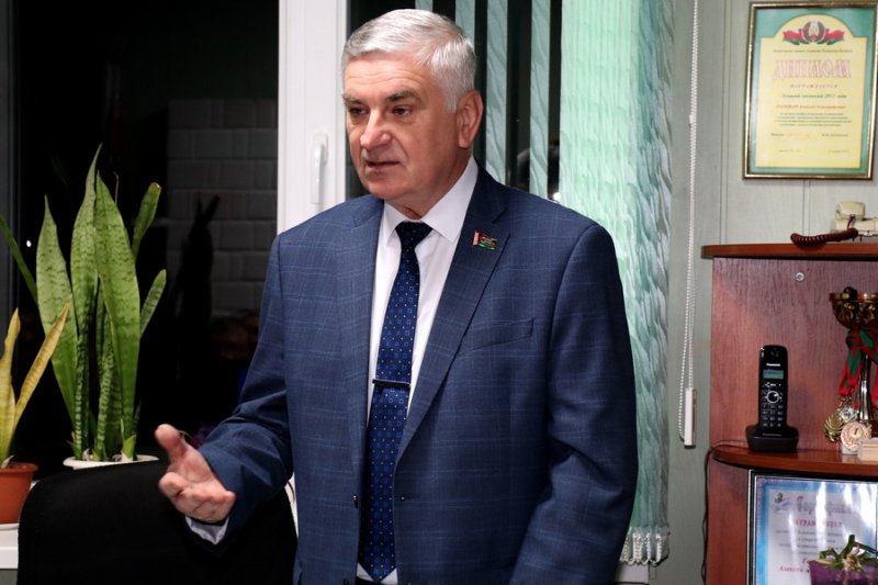 Выборы должны пройти организованно открыто демократично  Парламентарий Валентин Семеняко рассказал об избирательной кампании