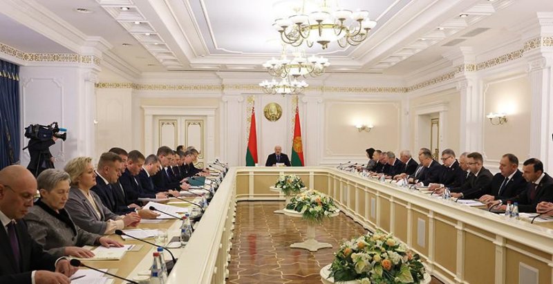 Александр Лукашенко ВНС никому не должно мешать работать не должно довлеть над другими органами власти