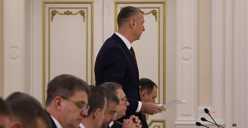 Финансы строительство кадры Дмитрий Крутой представил проект указа о новых полномочиях руководителей районов