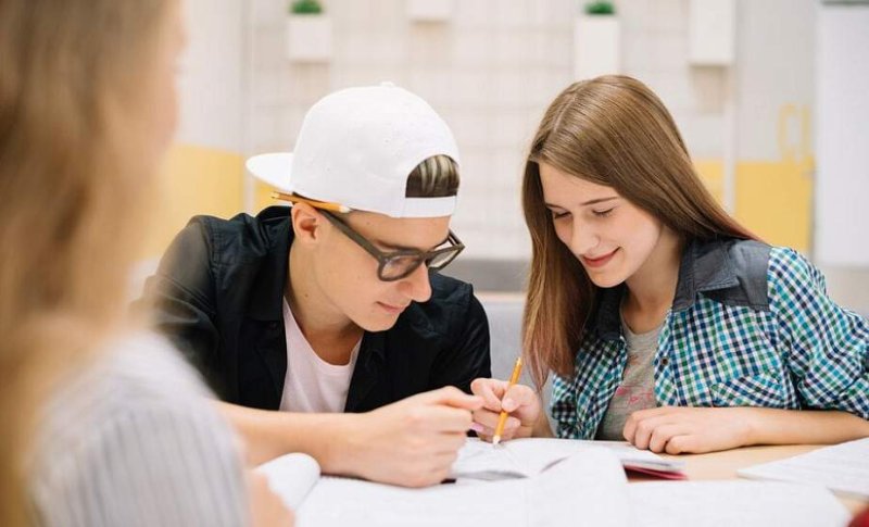 Белорусские одиннадцатиклассники должны определиться с предметом РЦЭ до  декабря