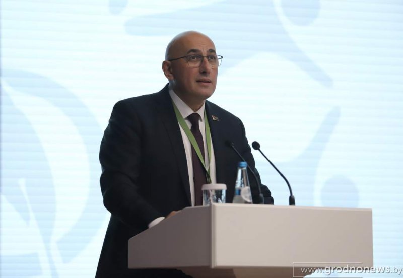 Марат Марков участникам XI Форума молодых журналистов Ваша профессия проявляет особое значение в служении обществу в преданности своей стране