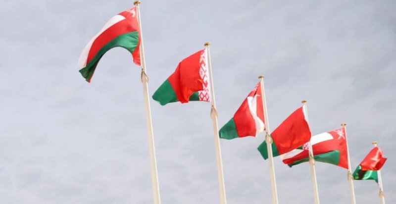 Александр Лукашенко направился с рабочим визитом в Оман