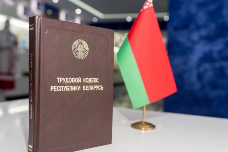 Когда работник имеет право на перенос или продление трудового отпуска На вопрос отвечает помощник прокурора
