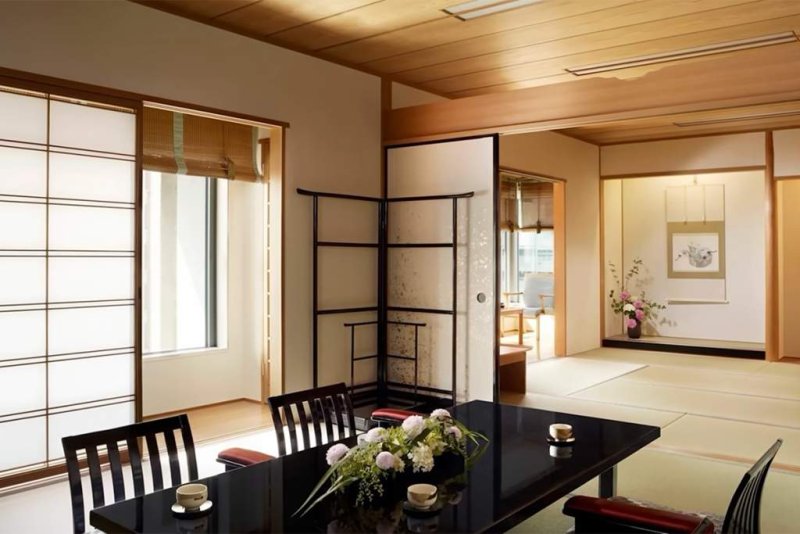 Японский минимализм экологичность и многофункциональность Дизайнер назвала главные тренды  года в интерьере