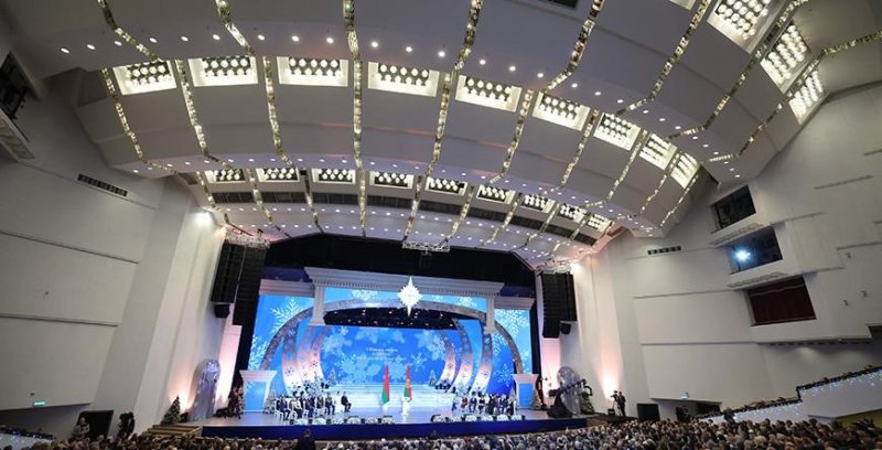 Аляксандр Лукашэнка ушанованне  першыя дн новага года ларэата прэм За духонае адраджэнне стала традыцыяй суверэннай Беларус