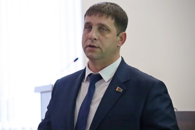 О предстоящих выборах и стабильности Состоялись встречи представителей районной власти с трудовыми коллективами