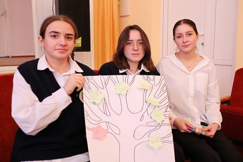 Старшеклассники Зельвы приняли участие в интерактивном квесте Наш район вчера и сегодня