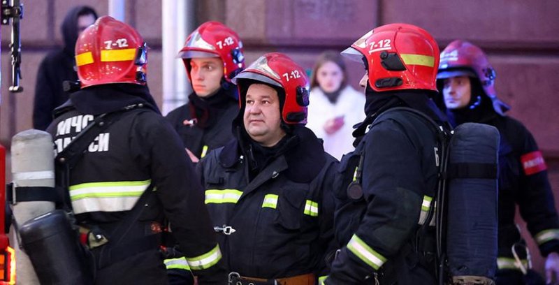 Александр Лукашенко белорусские спасатели в самых сложных ситуациях действуют смело решительно и результативно