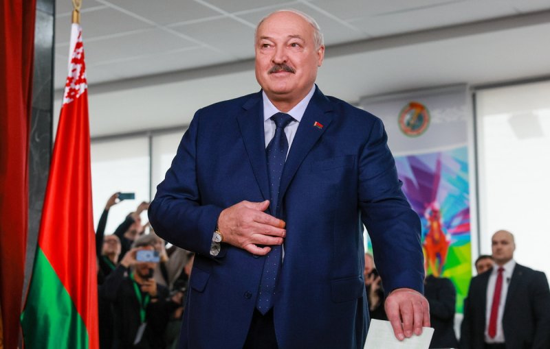 ЦИК Александр Лукашенко побеждает на выборах Президента Беларуси набрав    голоса избирателей