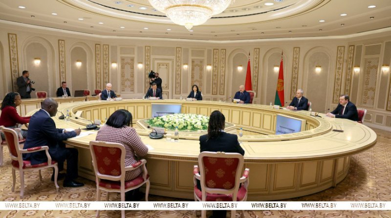 Александр Лукашенко подтвердил делегации Панафриканского парламента готовность Беларуси сотрудничать с Африкой