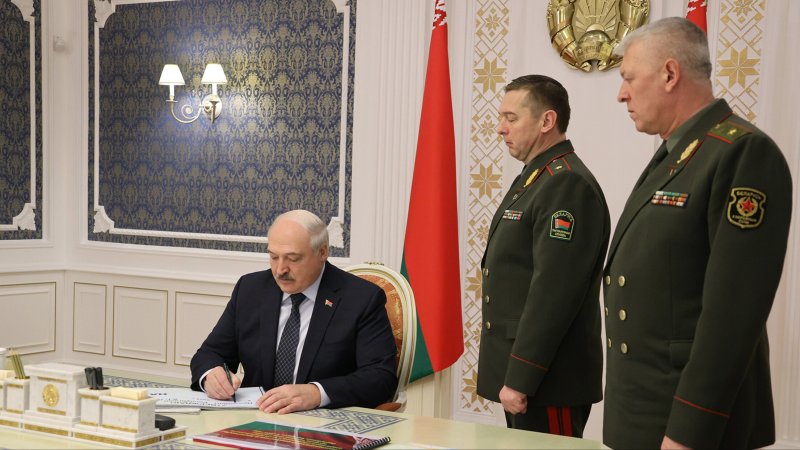 Александр Лукашенко важно не просто защищать границу но и вовремя видеть возможные угрозы