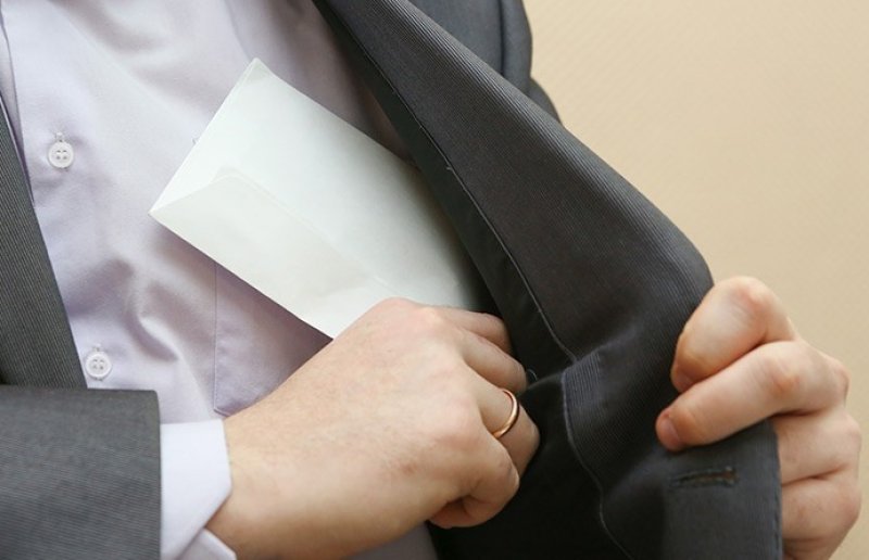 Зарплата в конвертах Плюс или минус