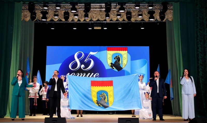 Феерично душевно посемейному отметили зельвенцы юбилей района