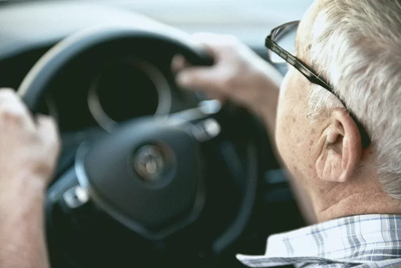 За рулем  пенсионер ГАИ предупреждает об опасности вождения в пожилом возрасте