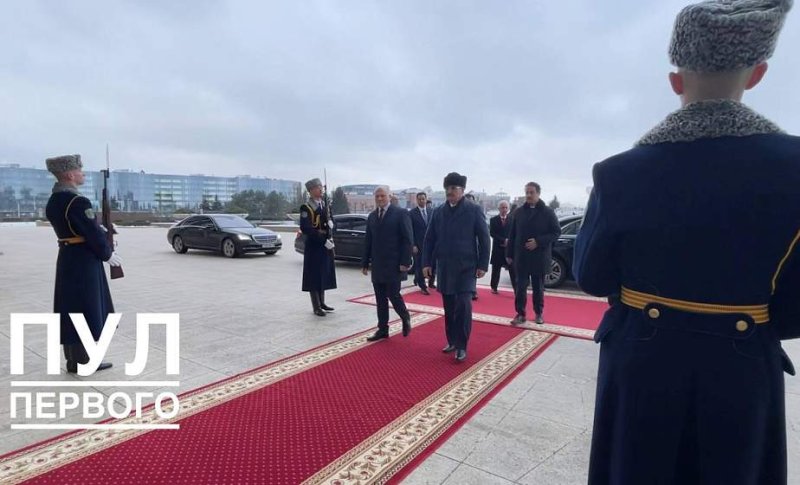 Верховный главнокомандующий Ливийской национальной армии Халифа Хафтар прибыл на встречу с Александром Лукашенко