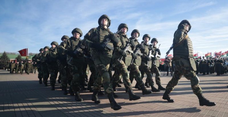 Александр Лукашенко наша армия и вся военная организация государства способны ответить на любые вызовы времени