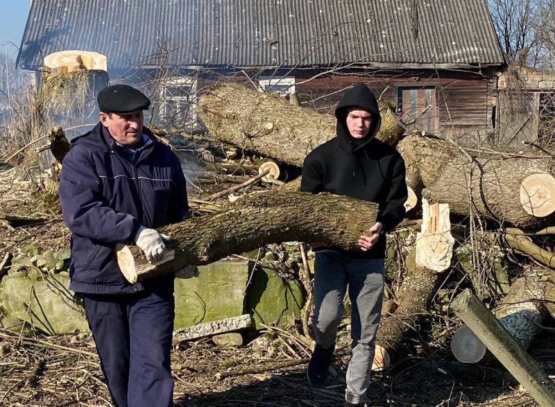 На Зельвенщине проходит месячник по наведению порядка и благоустройству территорий