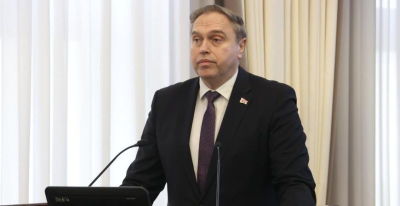 Как решается вопрос о равном доступе к медуслугам в малых населенных пунктах рассказал Владимир Караник