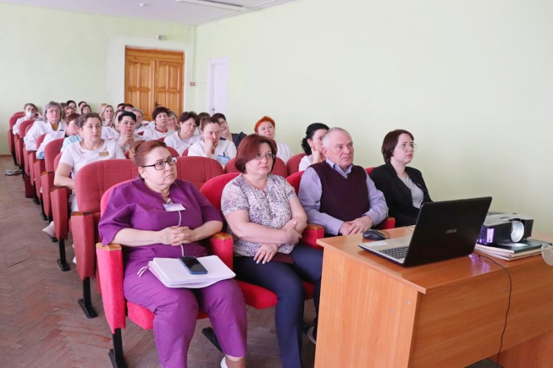 В Зельвенской ЦРБ прошел День охраны труда посвященный транспортной дисциплине