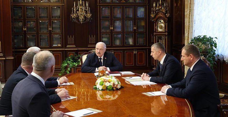 Руководители министерств местной вертикали предприятий Александр Лукашенко принял кадровые решения