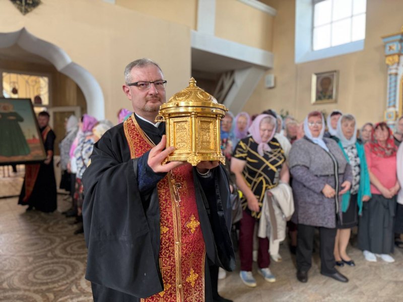 В храм Святой Живоначальной Троицы прибыли мощи святой Матроны