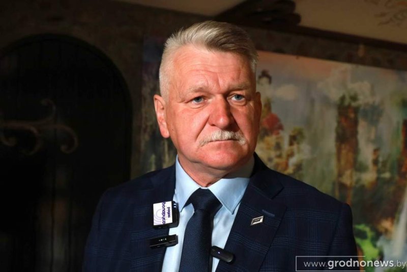 Польский политик Кшиштоф Толвиньский осудил политику польских властей и выступил за восстановление экономических связей с Беларусью