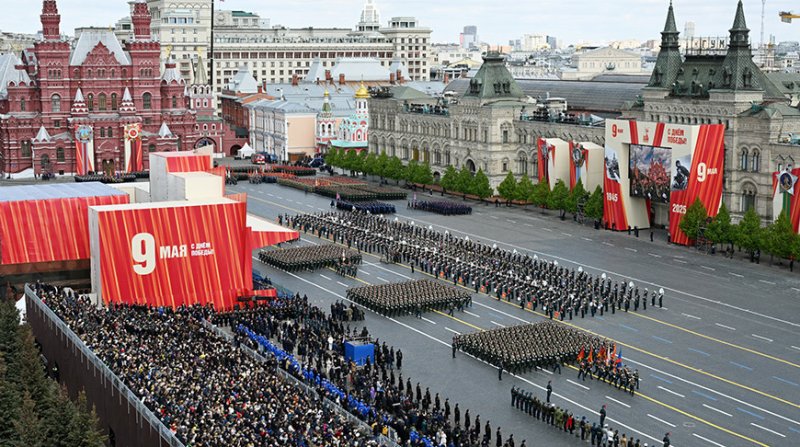 Александр Лукашенко присутствовал на параде Победы на Красной площади в Москве