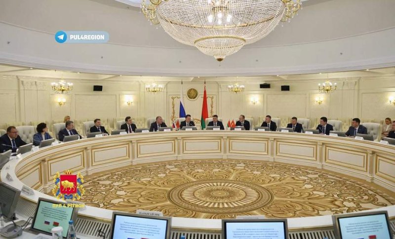 Новые векторы сотрудничества Гродненского региона с Красноярским краем обсудили в Минске