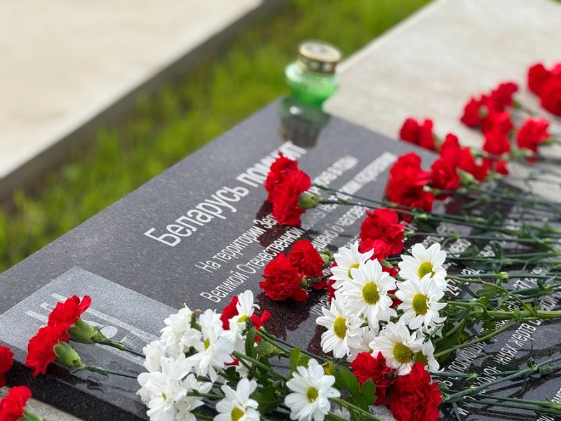 Фестиваль СынкоВече начался с митинга памяти жертв Великой Отечественной войны