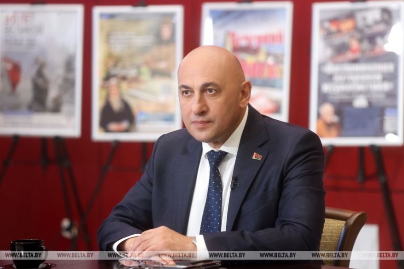 Марков для победы на информационном фронте у СМИ должны быть абсолютно все виды оружия и инструментов